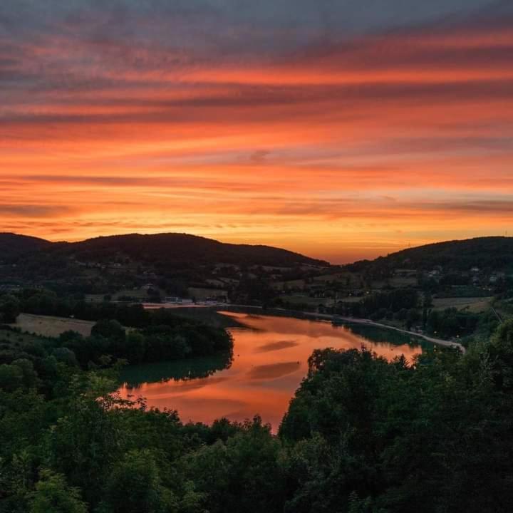 Chambre Climatisee Au Coeur De Brive Avec Televiseur Connecte Wifi Netflix 外观 照片